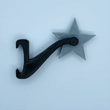 Load image into Gallery viewer, ShoeTails Mini Spinning Spurs Black with Silver Star for Crocs* (1 Pair)